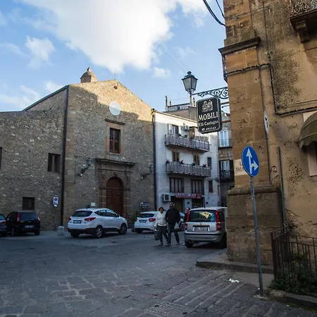 Casa Del Jazz Historical Center